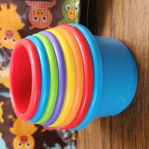 The First Years Stack Up Baby Cups, Bathtub Toy 8 Pieces
